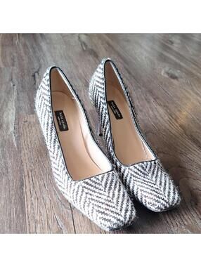 Kate Spade Black and White Tweed Square Toe Heel Size 6.5